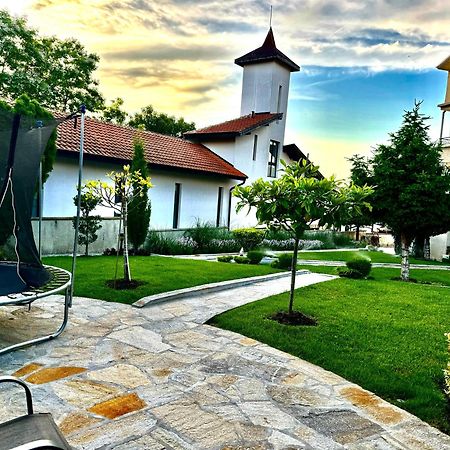 Single Apartment Elit เชอร์โนโมเรทส์ ภายนอก รูปภาพ