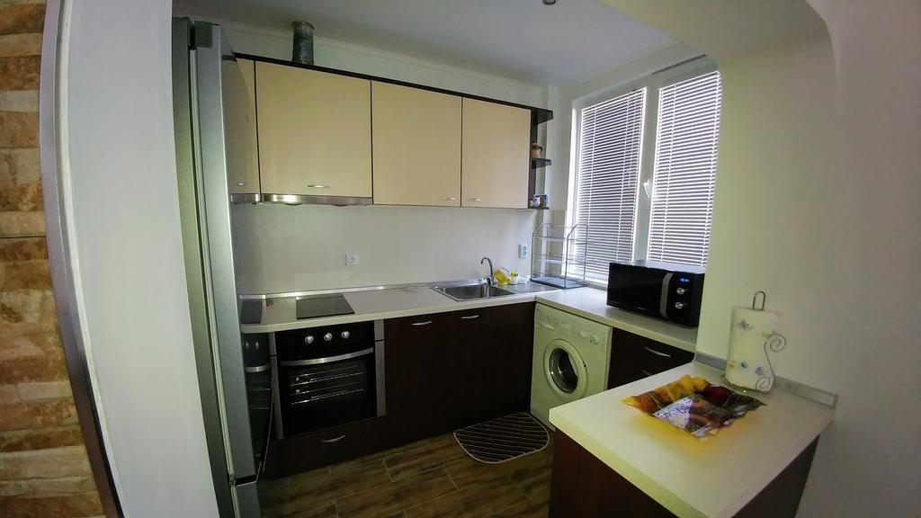 Single Apartment Elit เชอร์โนโมเรทส์ ภายนอก รูปภาพ