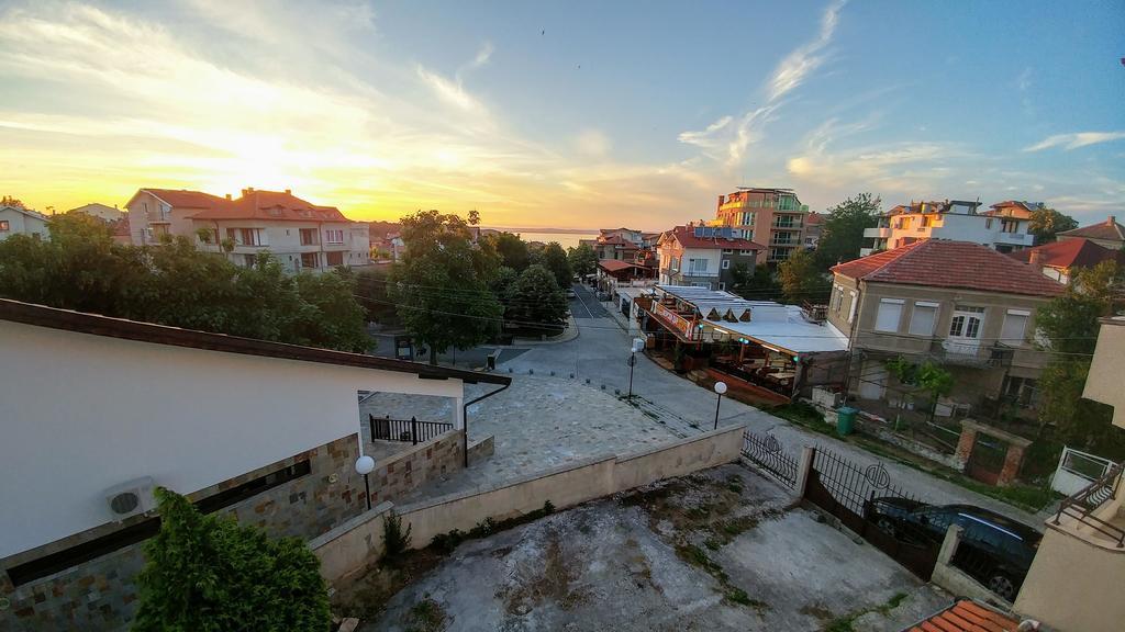 Single Apartment Elit เชอร์โนโมเรทส์ ภายนอก รูปภาพ